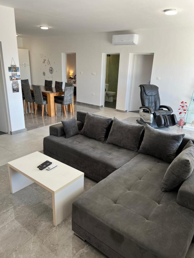 Villa Marta 3 Bedrooms, 2 Baths And Pool Kaštel Štafilić Exterior foto